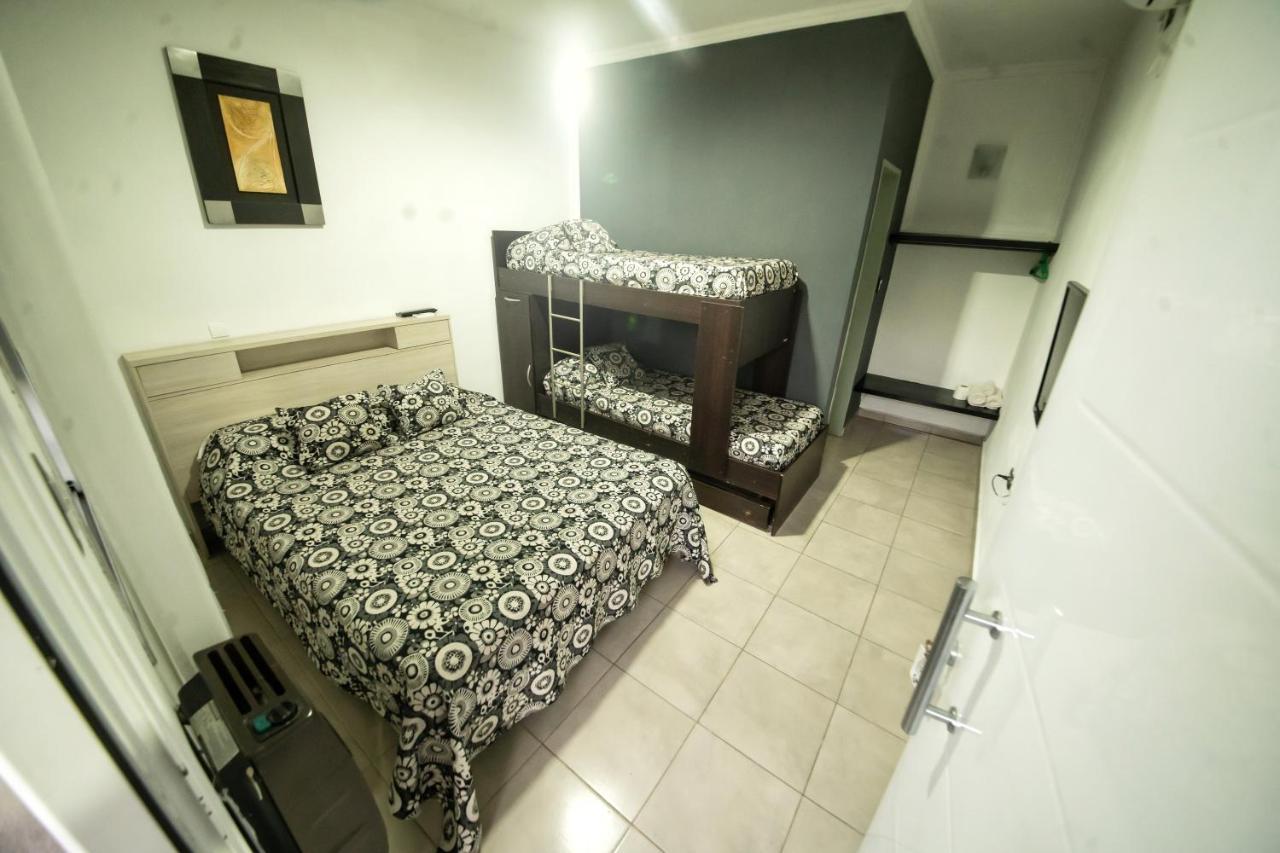 Maktub Departamentos Y Habitaciones Алта Грасия Екстериор снимка